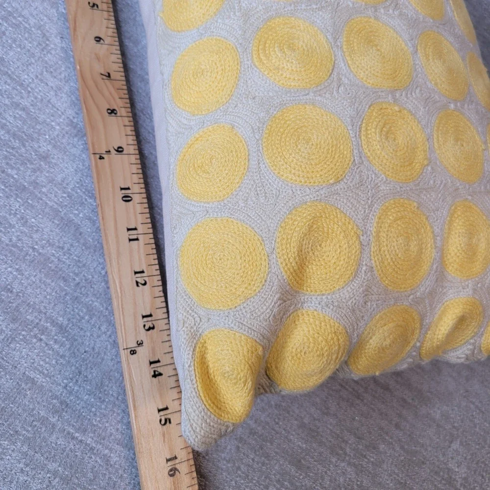 Pottery Barn 12x16 Throw Pillow Yellow Round Swirls‎ 2008 Old Stock
